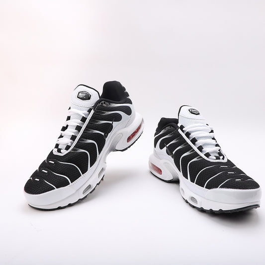 Nike Air Max Plus "Black / White"