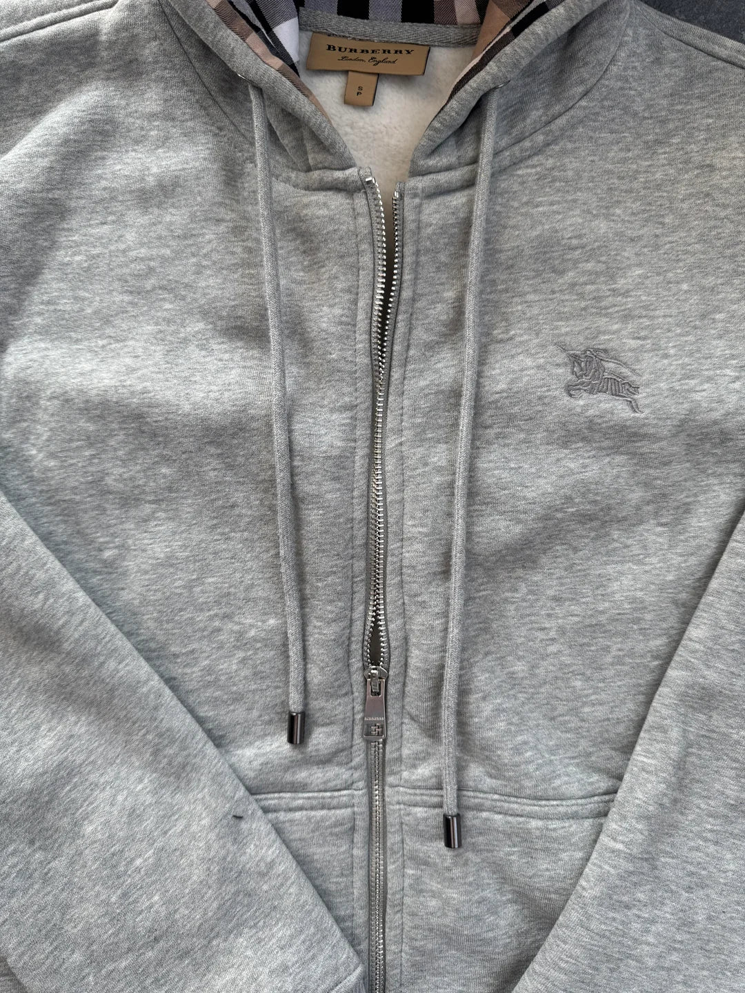 Burberry Zipper Grey